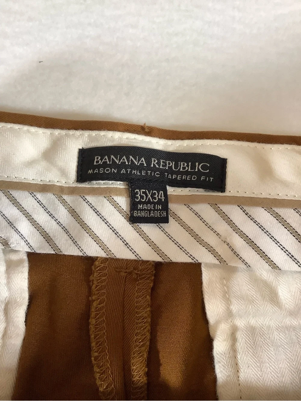 Banana Republic Men's Chinos in Camel Brown